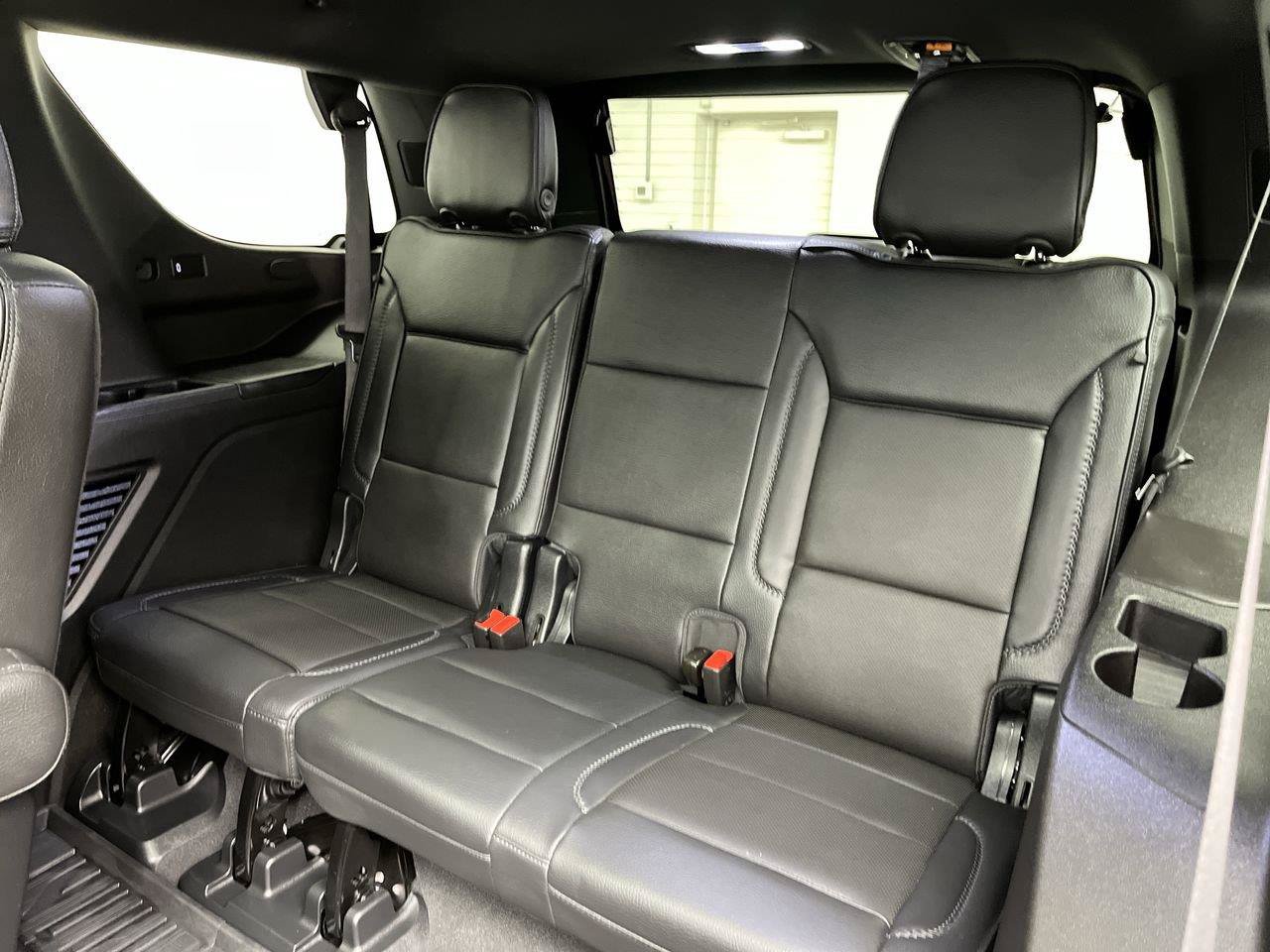 Certified 2023 GMC Yukon Denali w/ LPO, Floor Liner Package AWD/4WD image 15