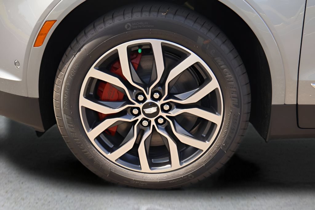 New 2026 Cadillac XT5 Premium Luxury w/ Driver Assist Package FWD image 29