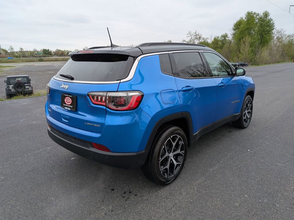 Used 2024 Jeep Compass Limited w/ Sun and Sound Group image 3