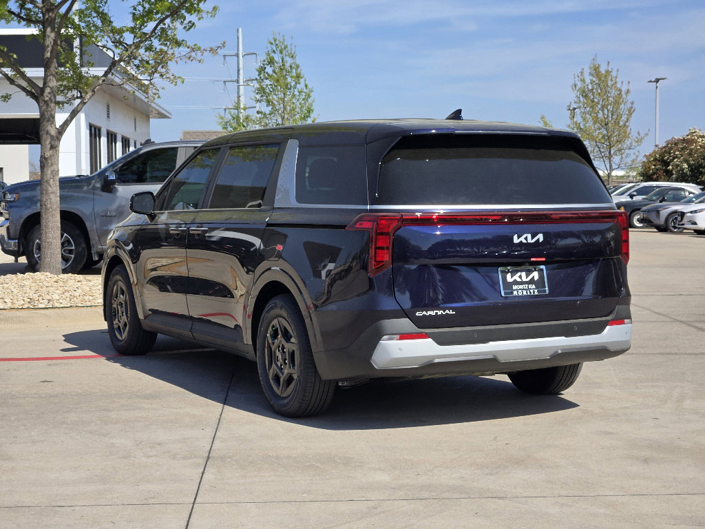 New 2026 Kia Carnival image 3