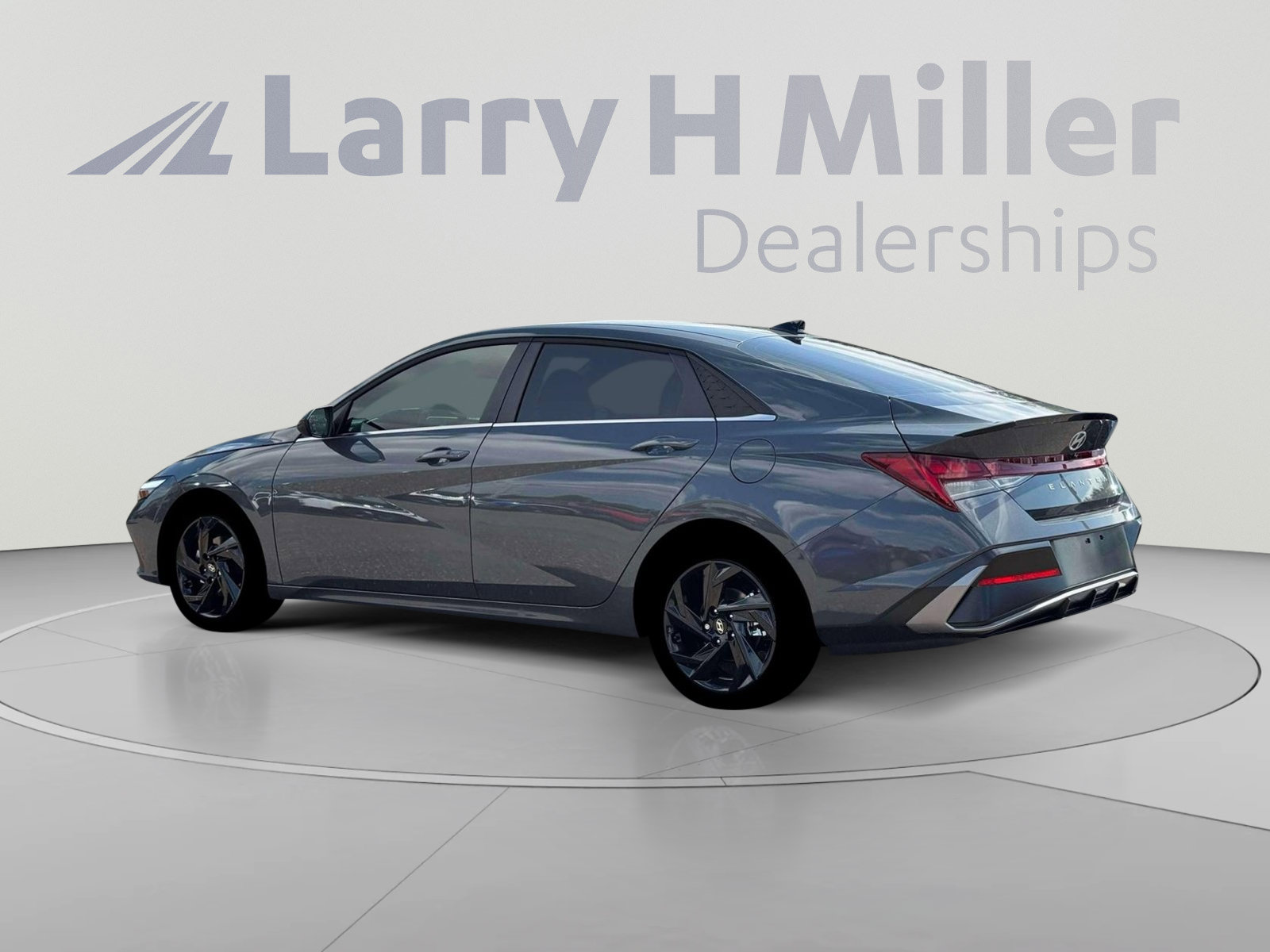 New 2026 Hyundai Elantra SEL Sport Premium FWD image 4