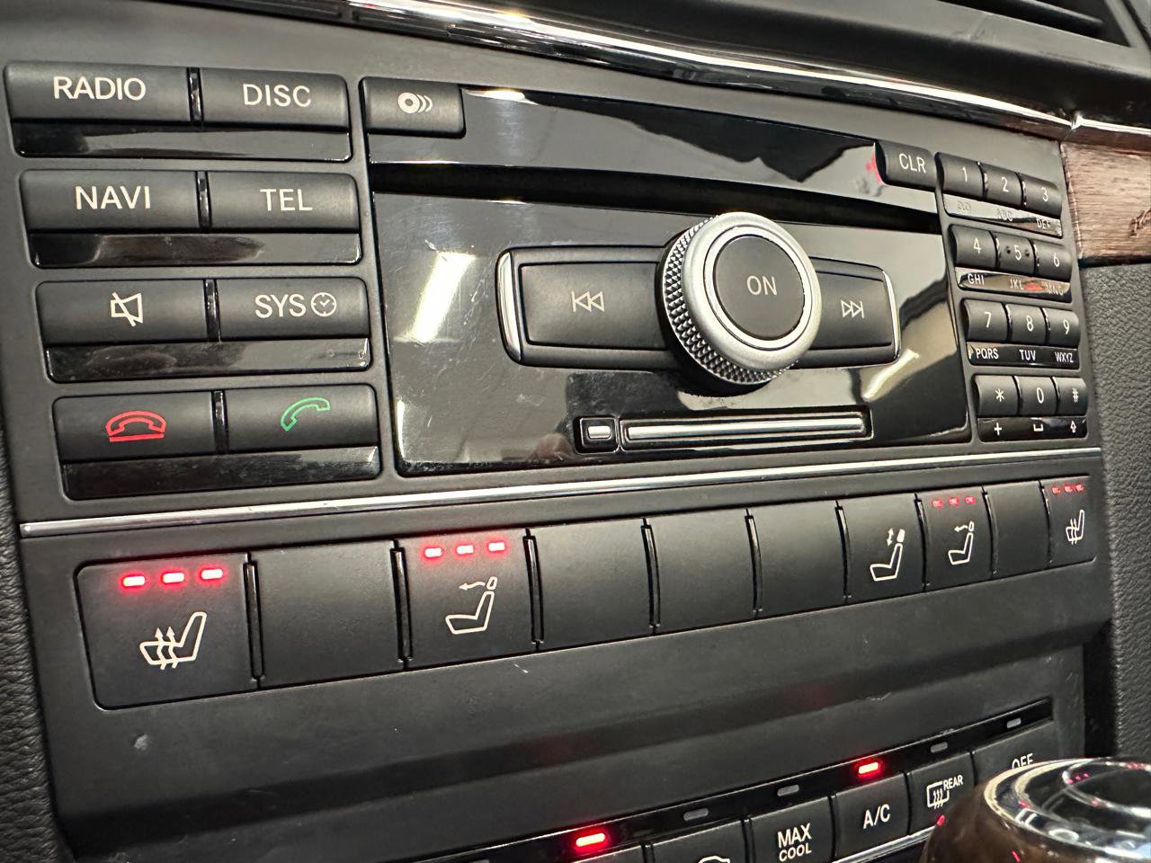 Used 2011 Mercedes-Benz E 350 Cabriolet image 45