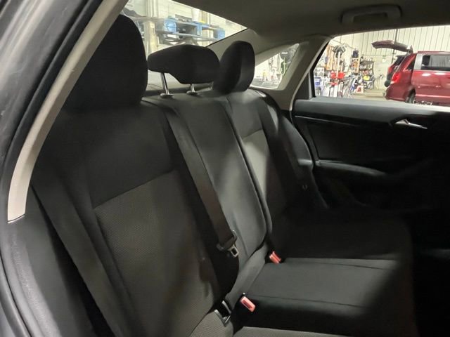 Used 2021 Volkswagen Jetta R-Line image 25