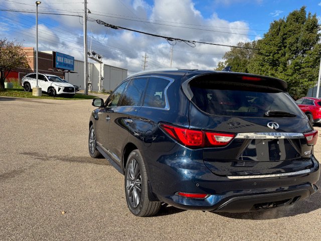 Used 2017 INFINITI QX60 Luxe AWD/4WD image 6