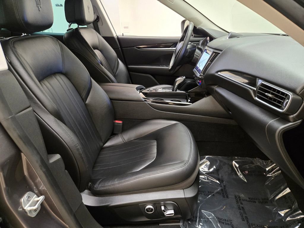 Certified 2022 Maserati Levante GT image 27