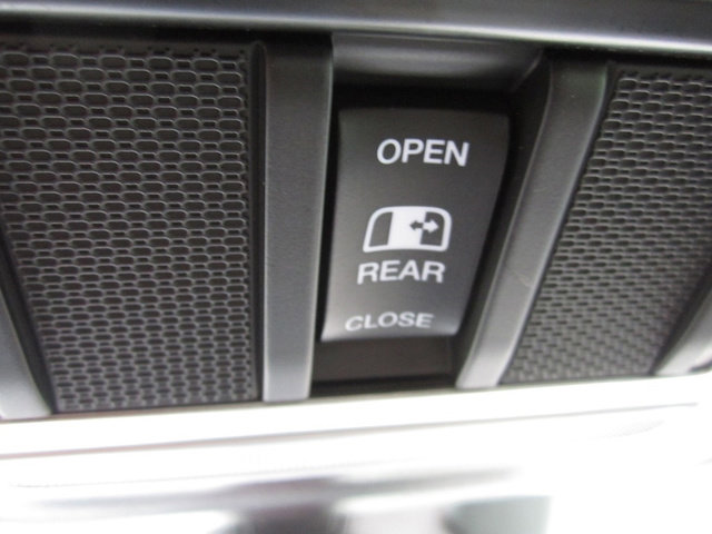 Used 2025 RAM 1500 Limited AWD/4WD image 31