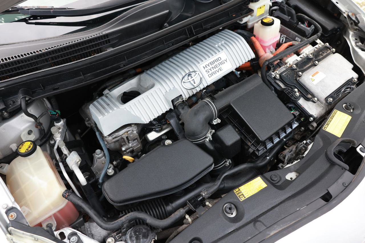 Used 2010 Toyota Prius Two FWD image 39