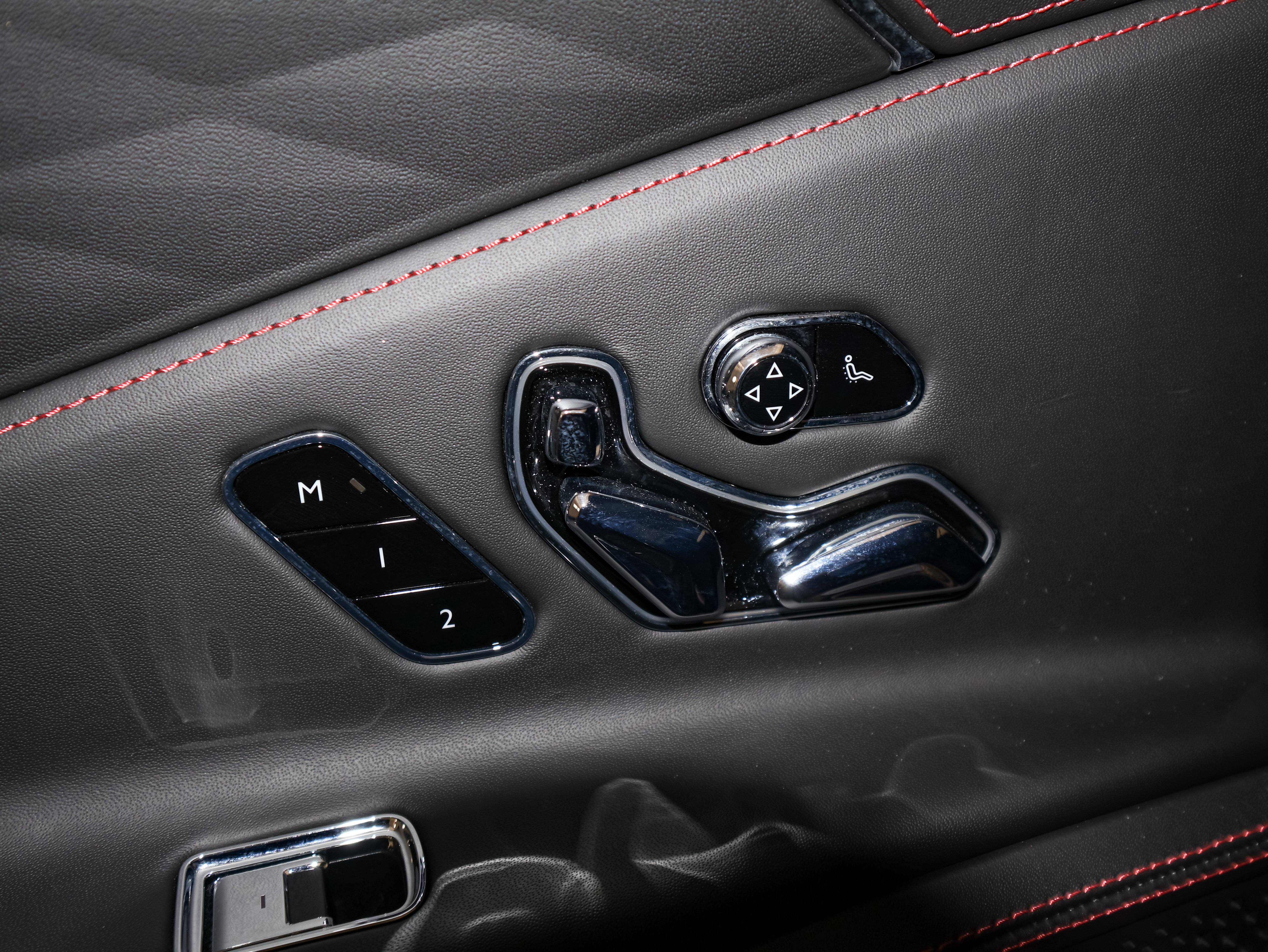 Used 2022 Bentley Flying Spur V8 image 25