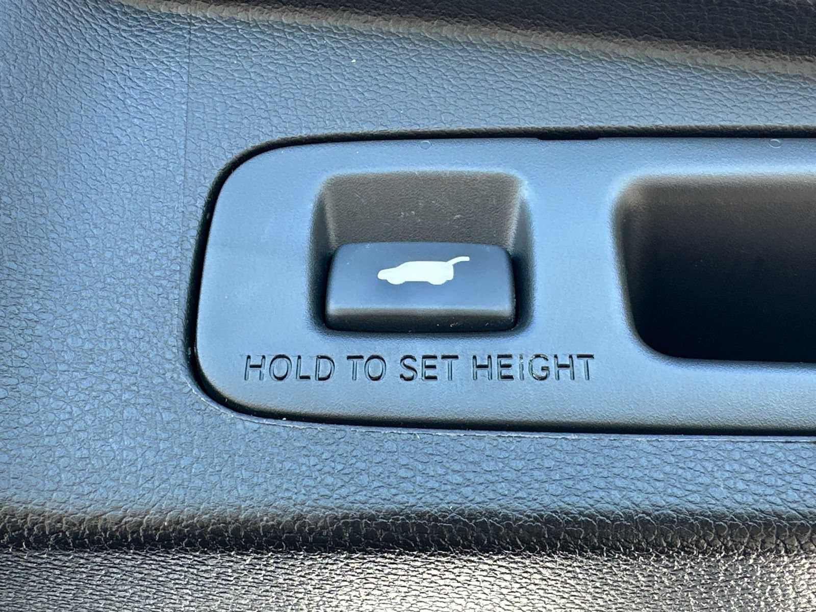 Used 2017 Honda CR-V Touring image 17