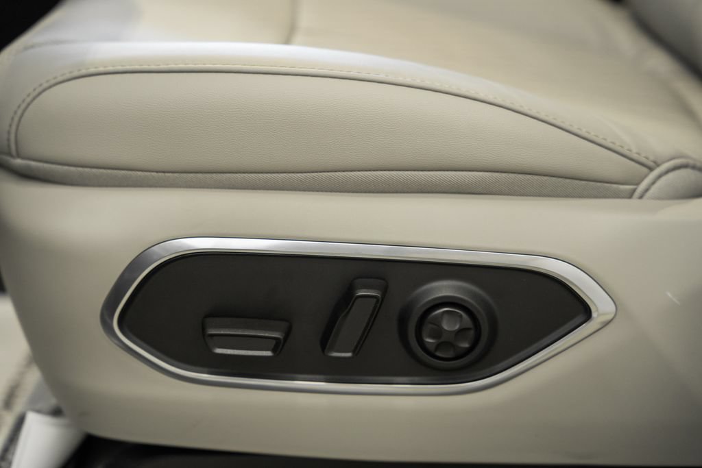 New 2026 Jeep Grand Wagoneer 4WD image 43