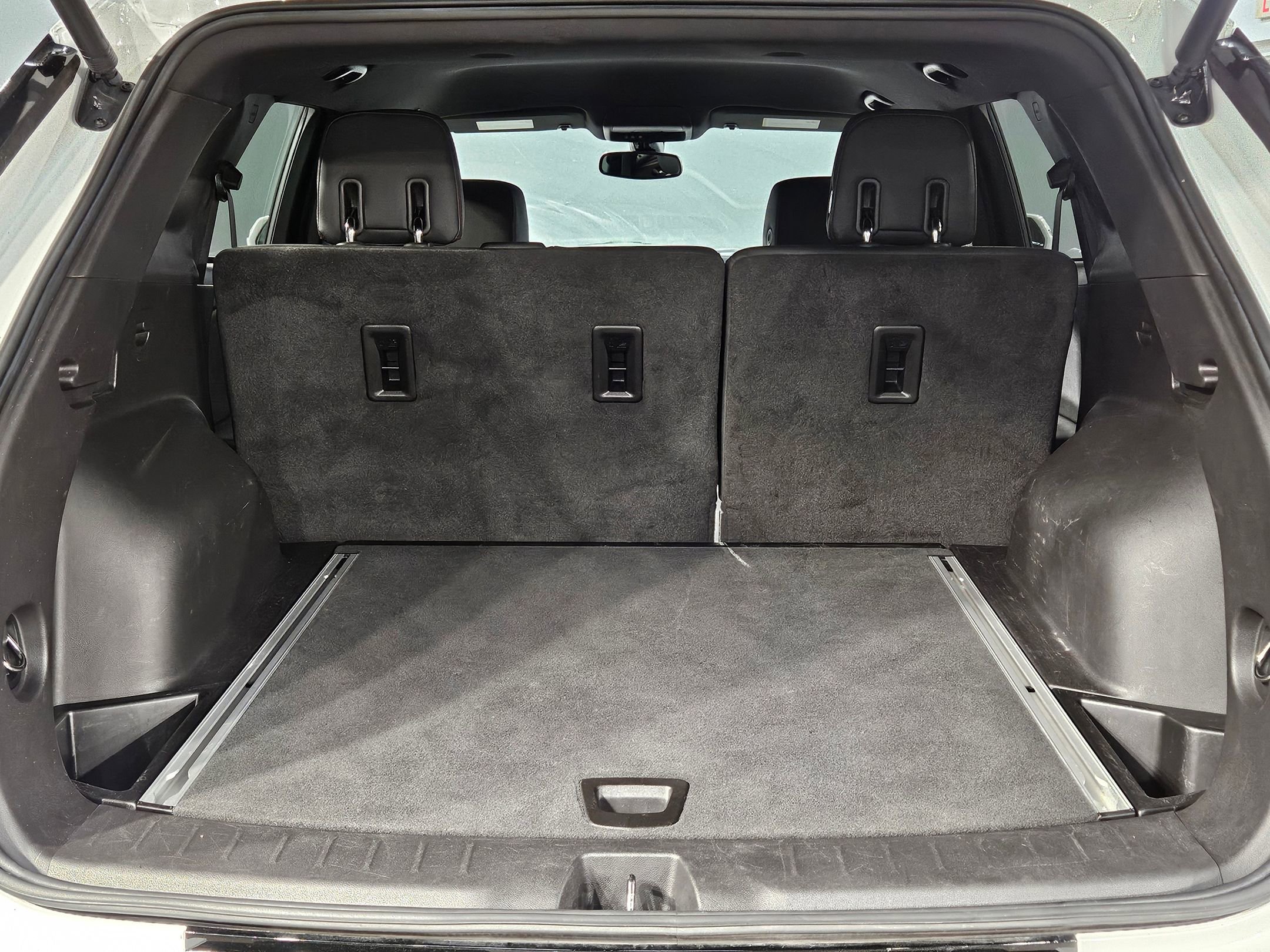 Used 2019 Chevrolet Blazer RS w/ LPO, Sport Package image 18