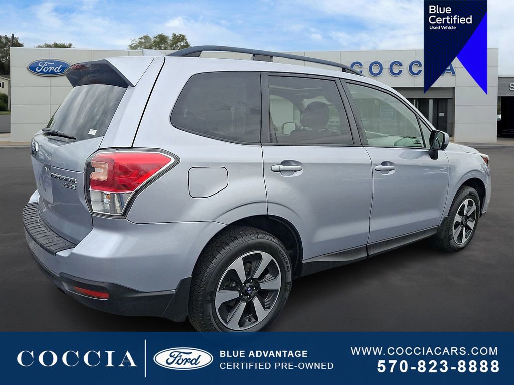 Used 2017 Subaru Forester 2.5i Premium AWD/4WD image 4