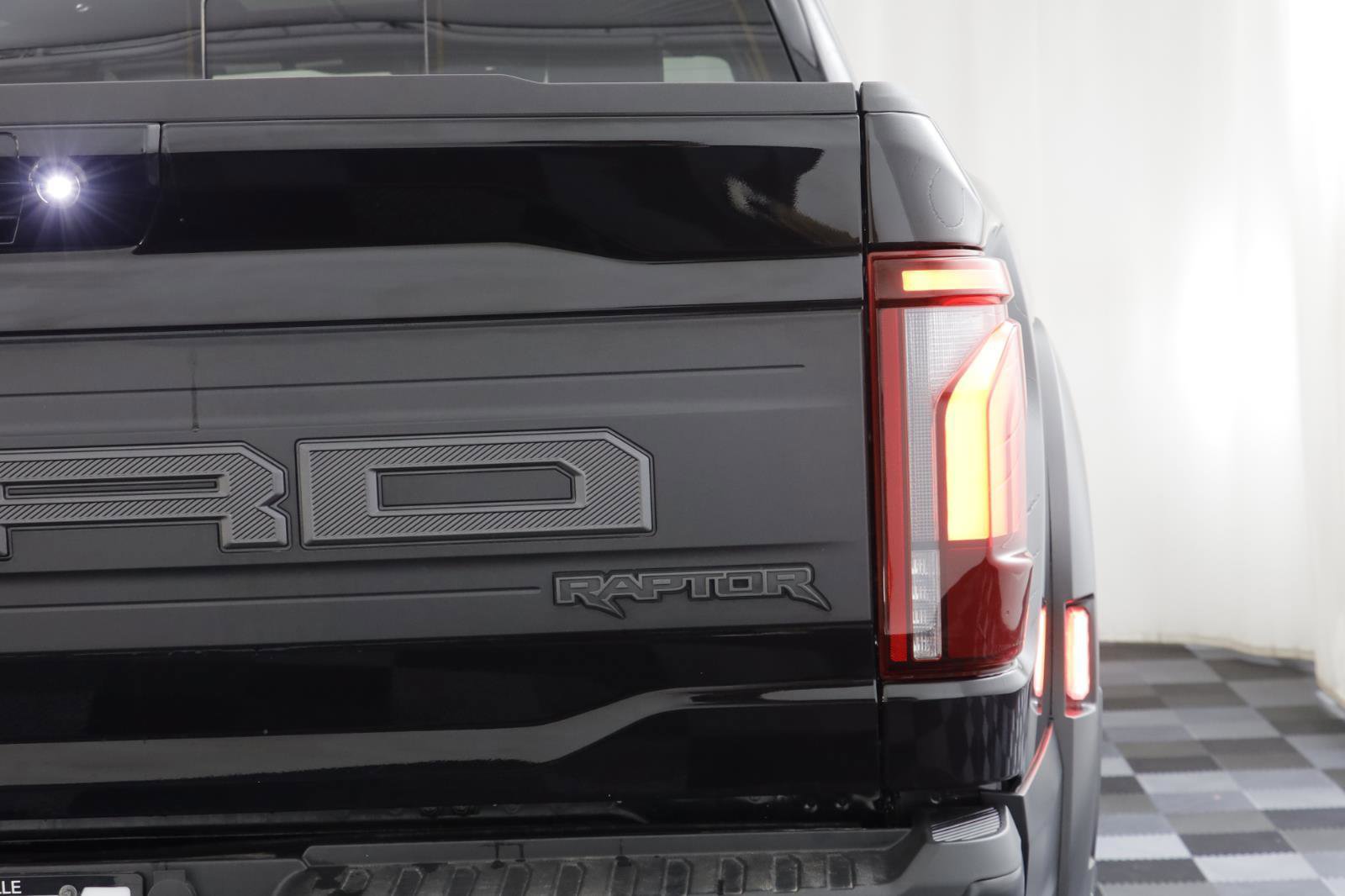 Used 2024 Ford F150 Raptor image 23