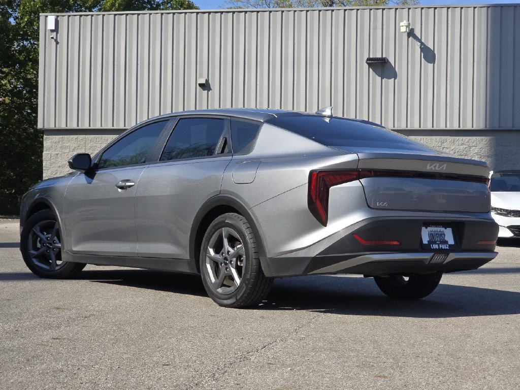 Used 2025 Kia K4 FWD image 13
