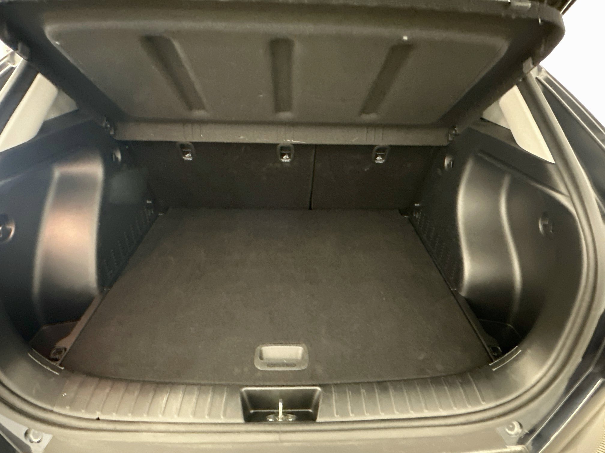 Used 2025 Hyundai Kona SEL AWD/4WD image 29