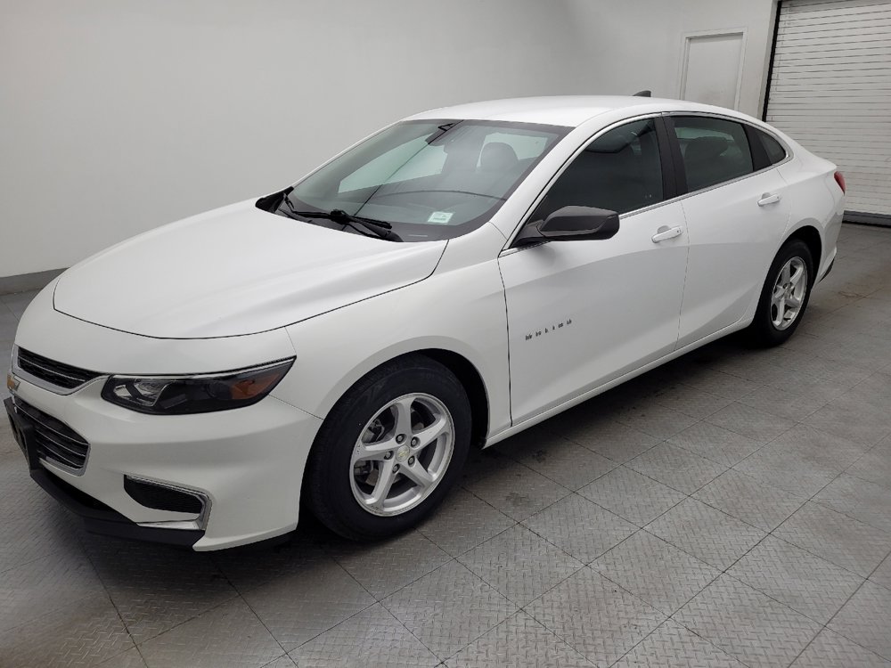 Used 2018 Chevrolet Malibu LS image 2