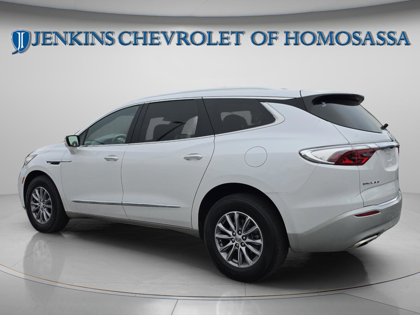 Used 2023 Buick Enclave Essence FWD image 7