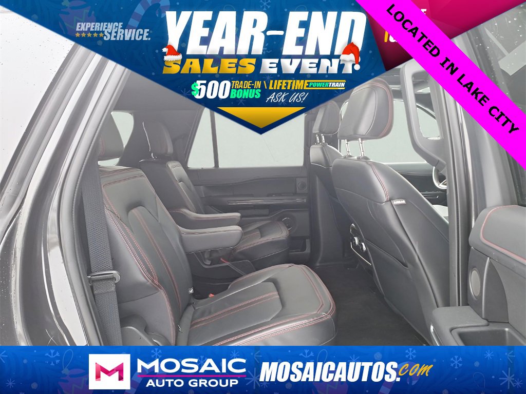 Used 2022 Ford Expedition Max Limited image 10