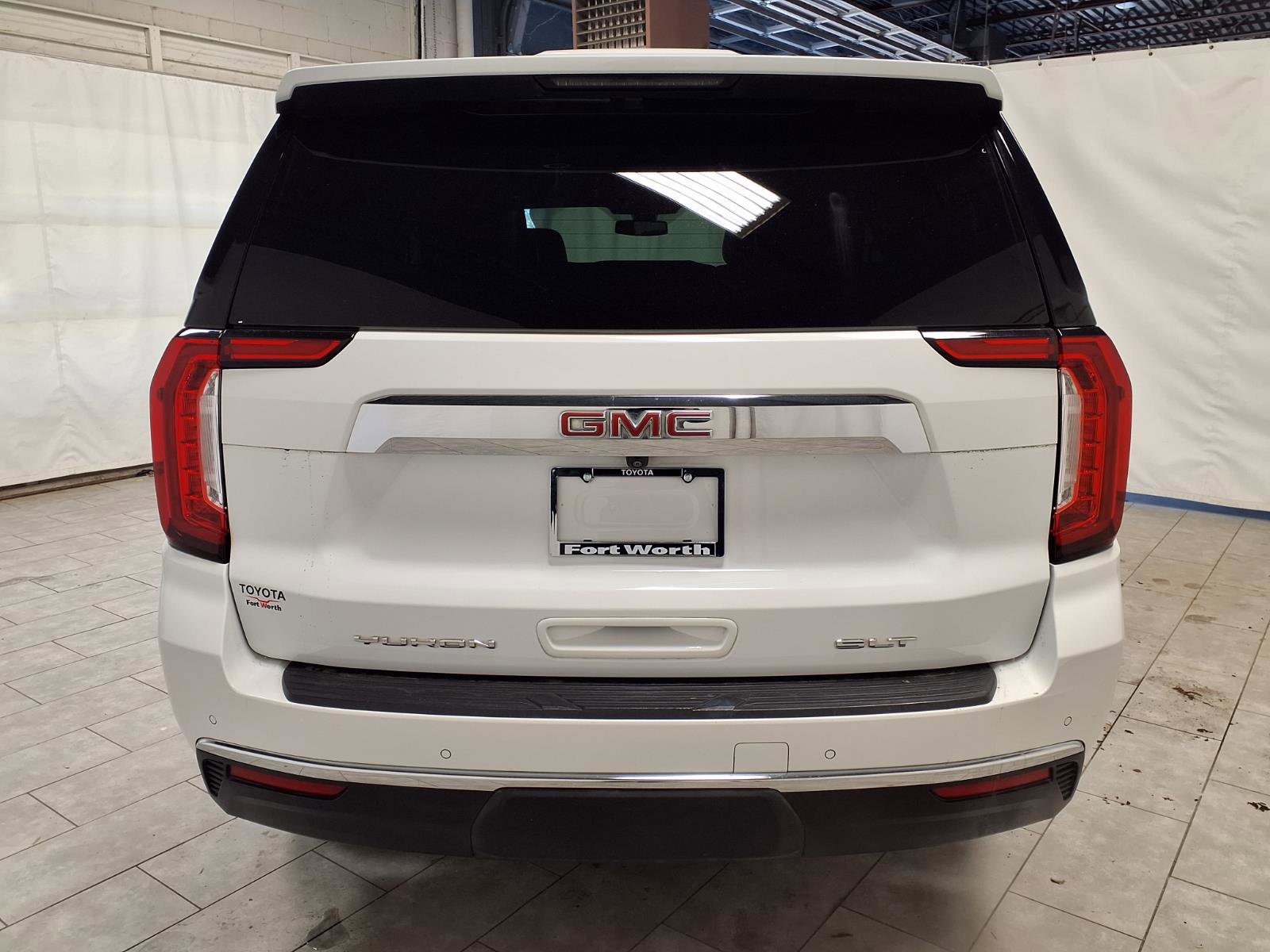 Used 2022 GMC Yukon SLT image 8