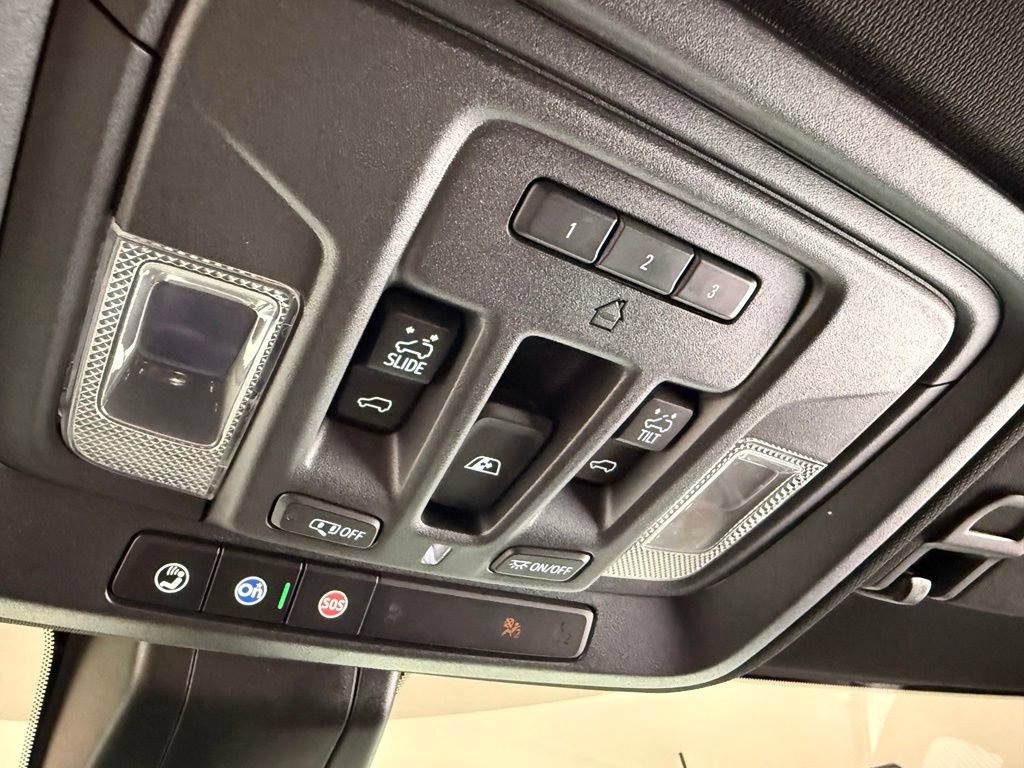 Used 2021 GMC Sierra 3500 AT4 w/ AT4 Premium Plus Package AWD/4WD image 41