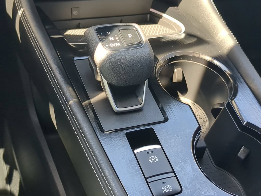 Used 2023 Nissan Rogue Platinum w/ Platinum Premium Package FWD image 27
