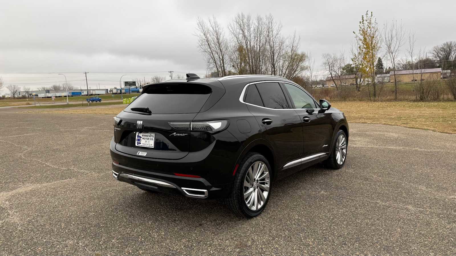 Used 2025 Buick Envision Avenir image 4