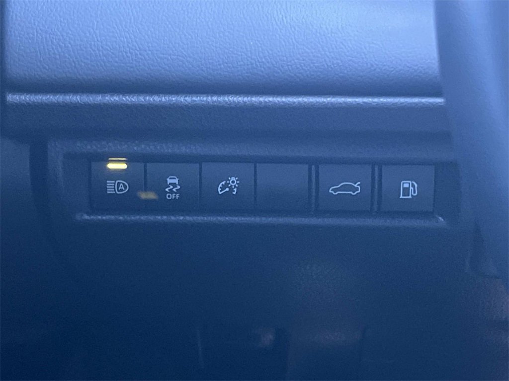 Used 2025 Toyota Camry XSE image 28