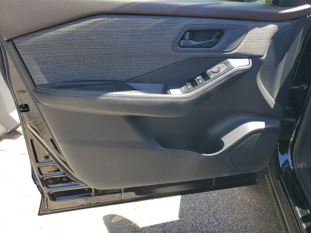 Certified 2021 Nissan Rogue S image 24