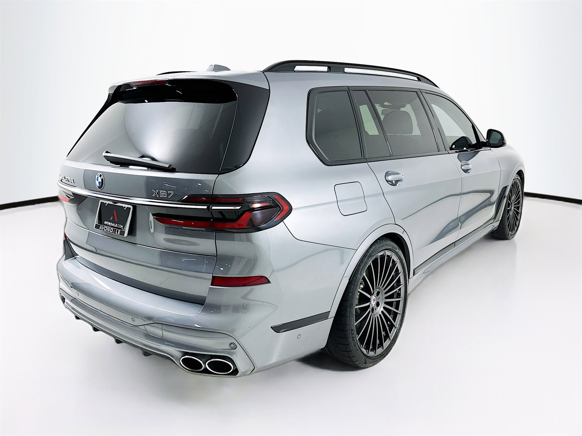 Used 2024 BMW ALPINA XB7 image 8