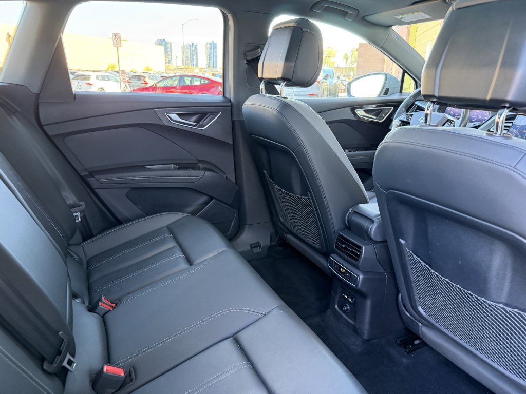 Used 2024 Audi Q4 e-tron Premium w/ Convenience Package image 40