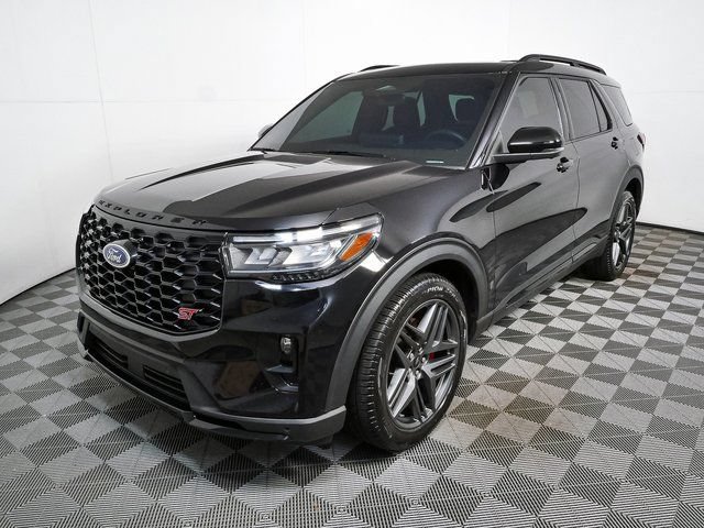 Used 2025 Ford Explorer ST AWD/4WD image 1