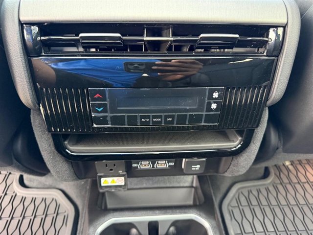 New 2026 Jeep Grand Wagoneer 4WD image 13