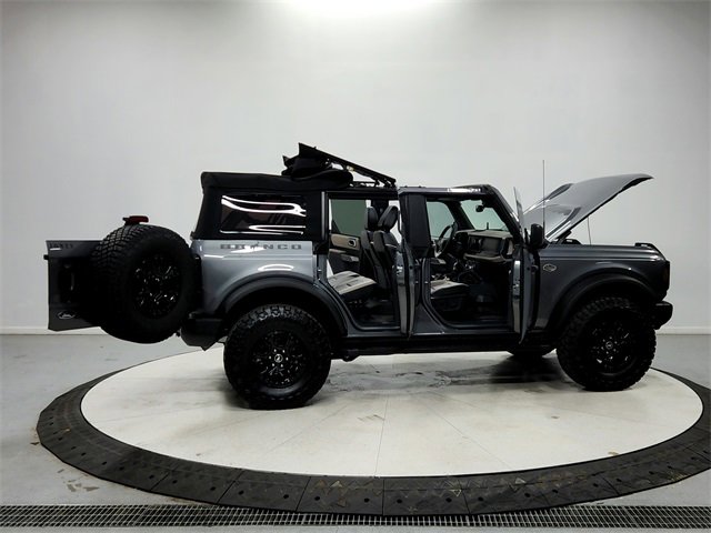 Used 2023 Ford Bronco Wildtrak image 16