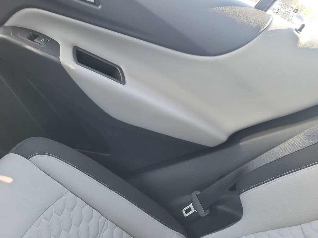 Used 2020 Chevrolet Equinox LS AWD/4WD image 14