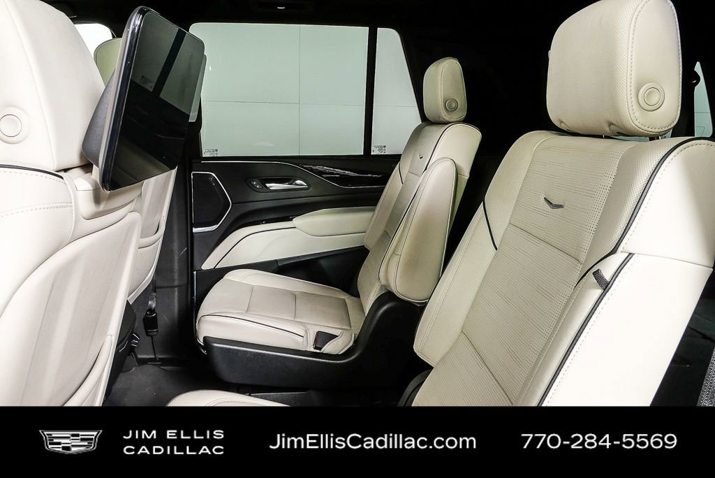 Used 2021 Cadillac Escalade Sport w/ Driver Assist Tech Package image 19