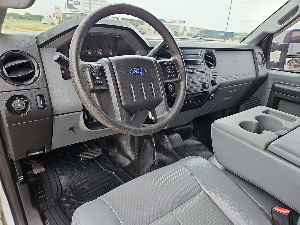 Used 2014 Ford F250 XL w/ Power Equipment Group AWD/4WD image 19