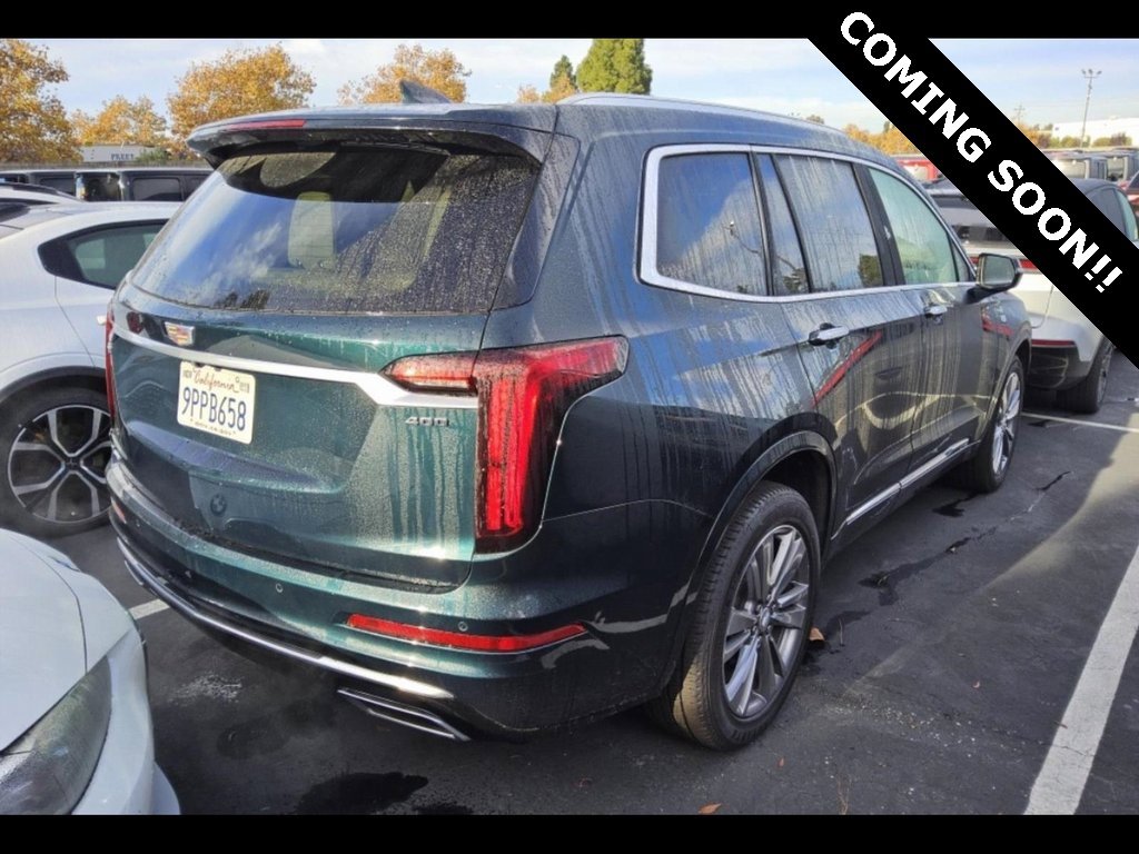 Used 2025 Cadillac XT6 Premium Luxury image 4