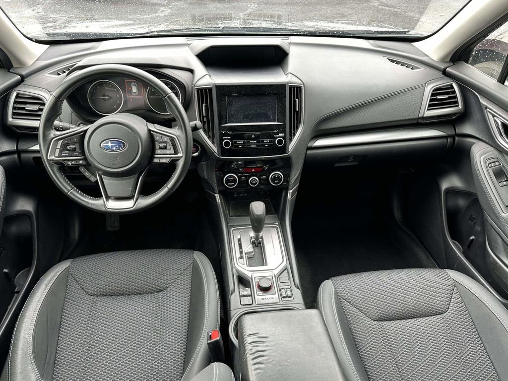 Used 2022 Subaru Forester Premium image 16