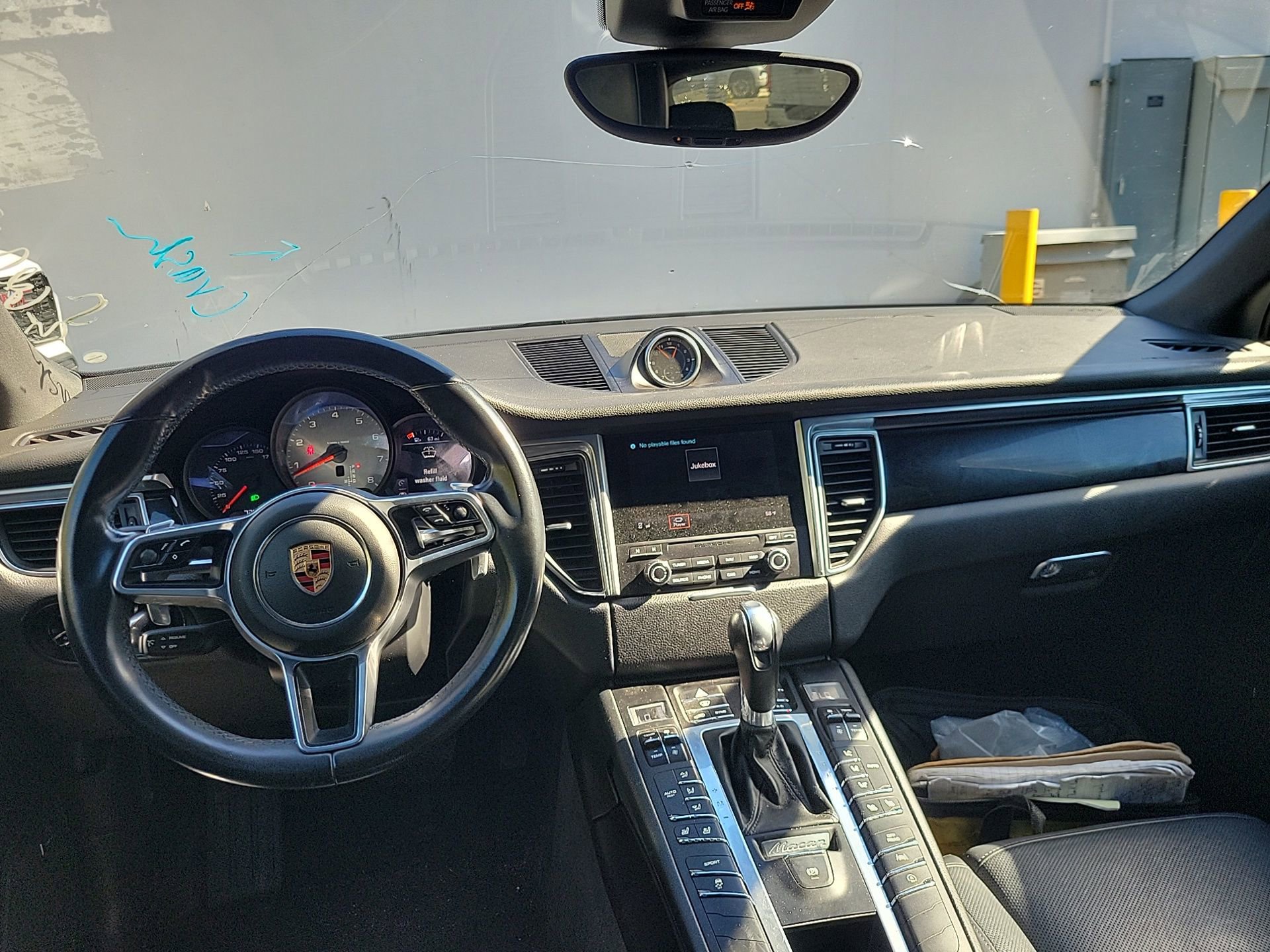 Used 2018 Porsche Macan S image 23