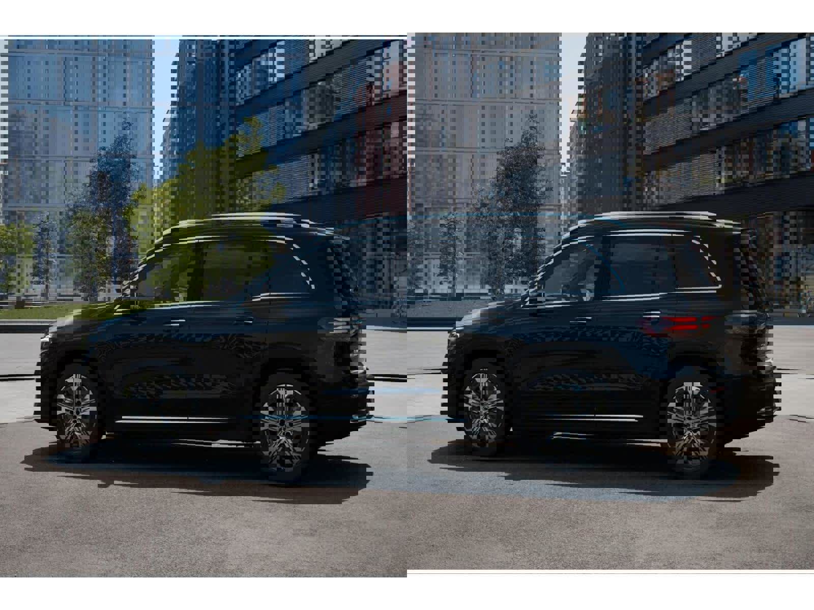 New 2024 Mercedes-Benz EQB 300 4MATIC image 18