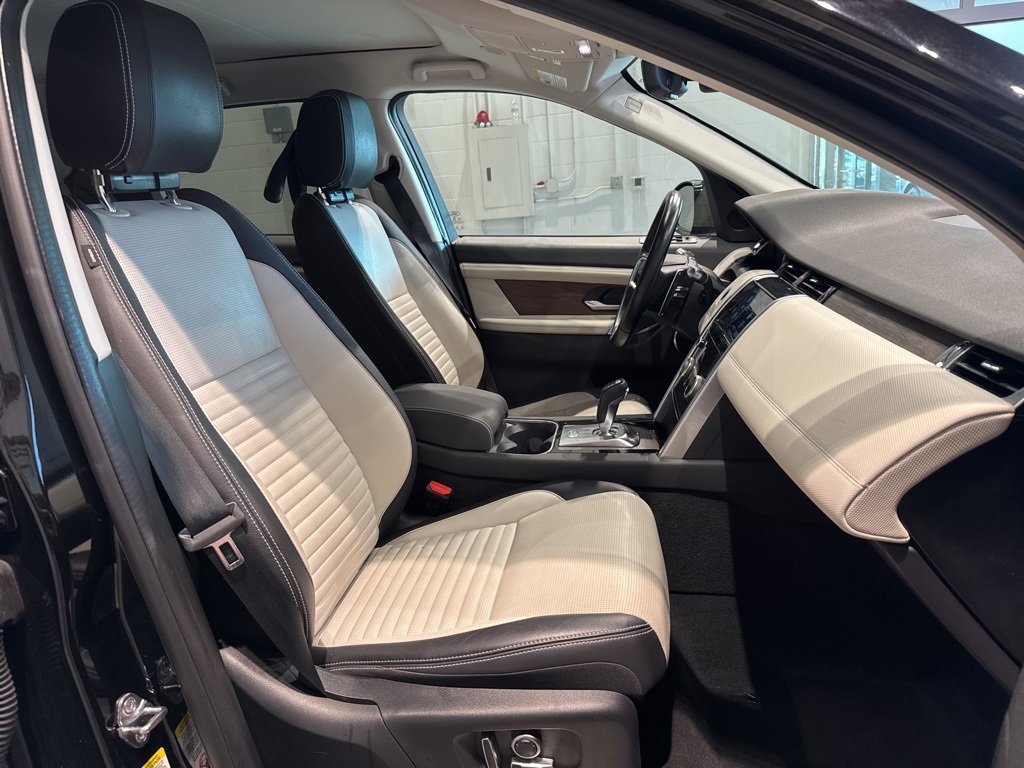 Used 2022 Land Rover Discovery Sport S R-Dynamic image 38