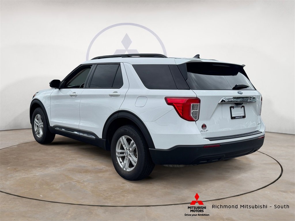 Used 2022 Ford Explorer XLT image 5