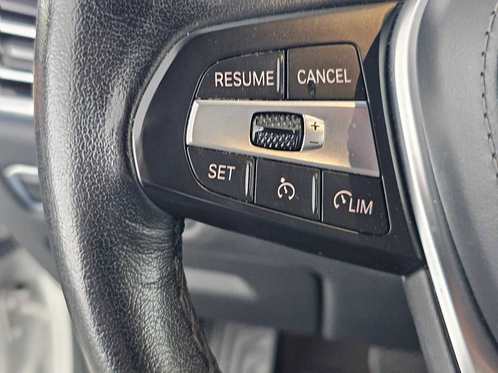 Used 2023 BMW X5 xDrive45e image 27