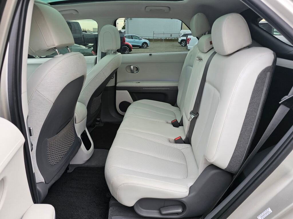 Used 2023 Hyundai Ioniq 5 Limited image 14