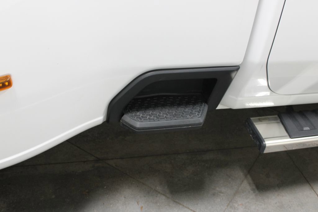 Used 2024 Chevrolet Silverado 3500 LT w/ Convenience Package image 13