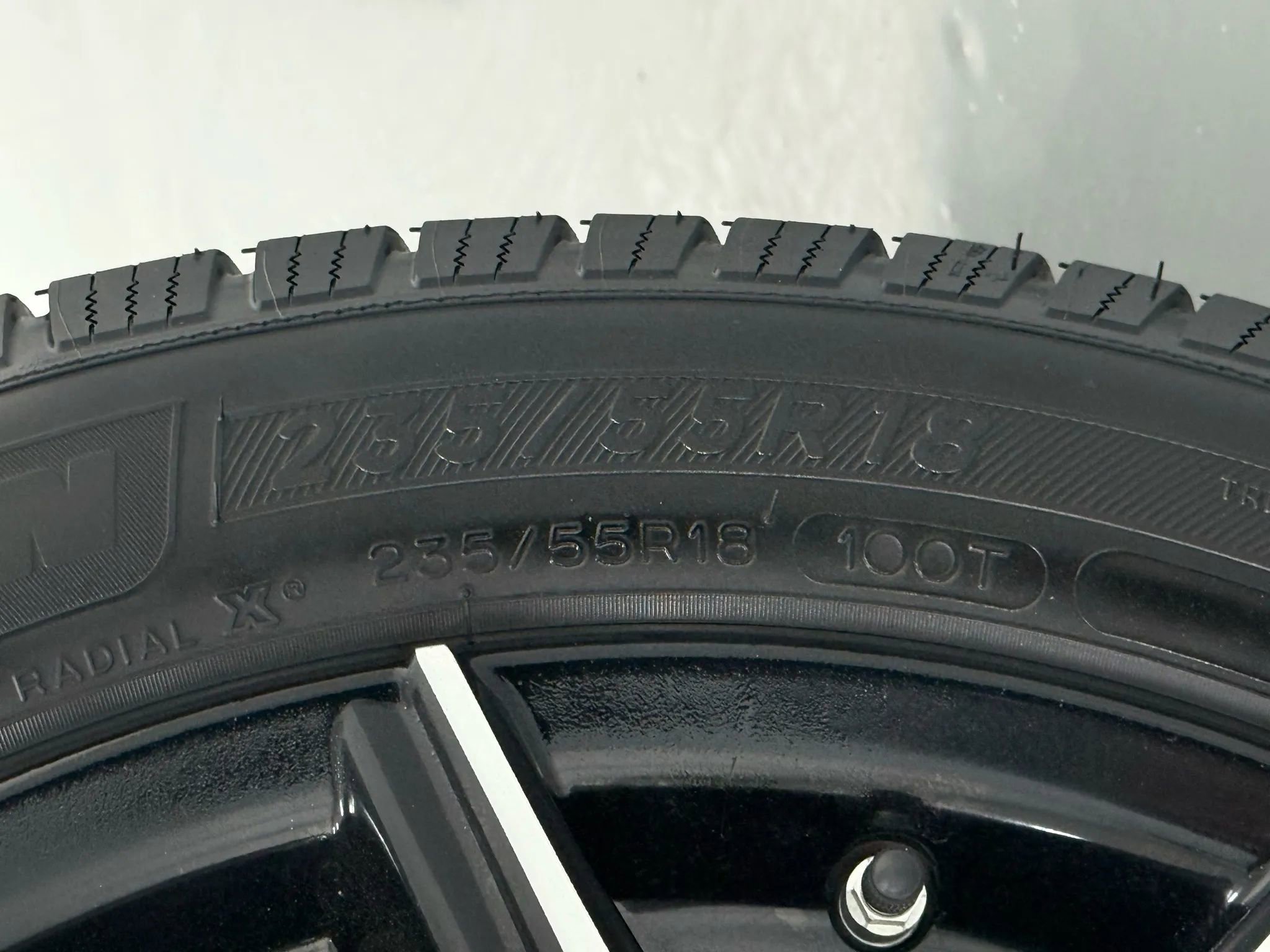 Used 2017 Toyota RAV4 SE w/ Advanced Technology Package image 48