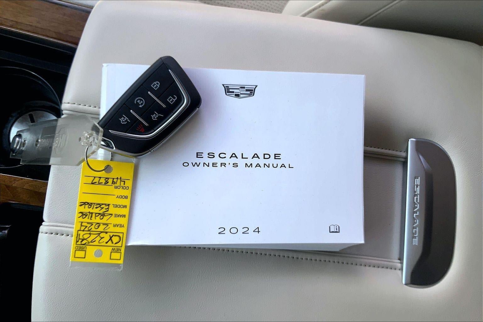 Certified 2024 Cadillac Escalade Sport Platinum w/ LPO, ONYX Package AWD/4WD image 12