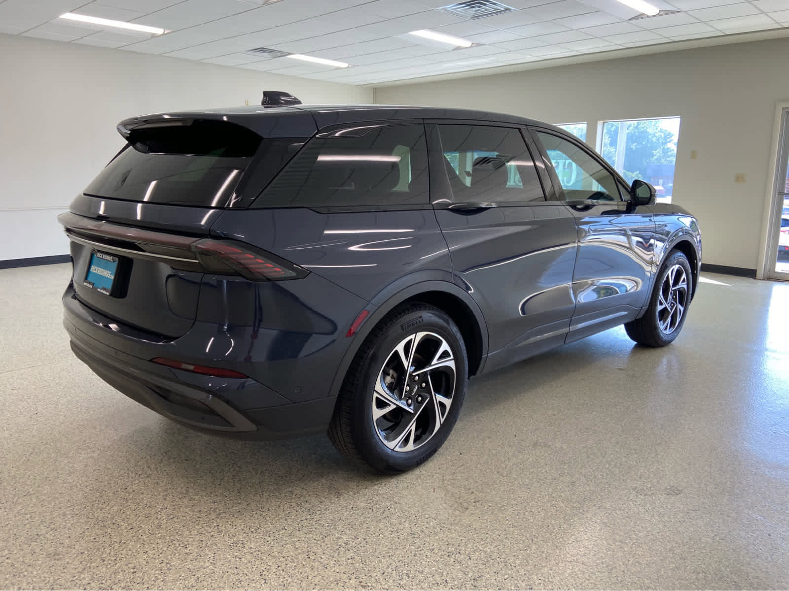 Used 2024 Lincoln Nautilus Premier w/ Equipment Group 102A image 6