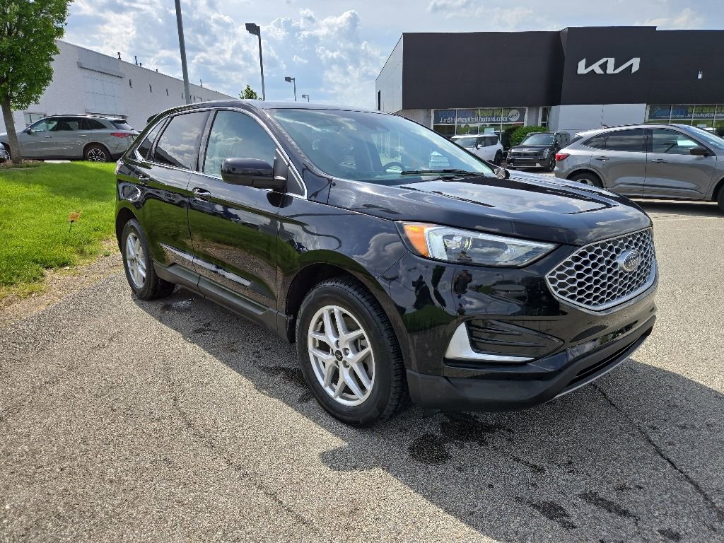 Used 2024 Ford Edge SEL
