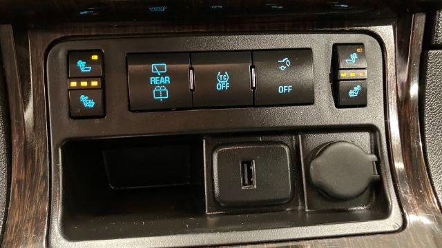 Used 2017 Chevrolet Traverse LT image 27